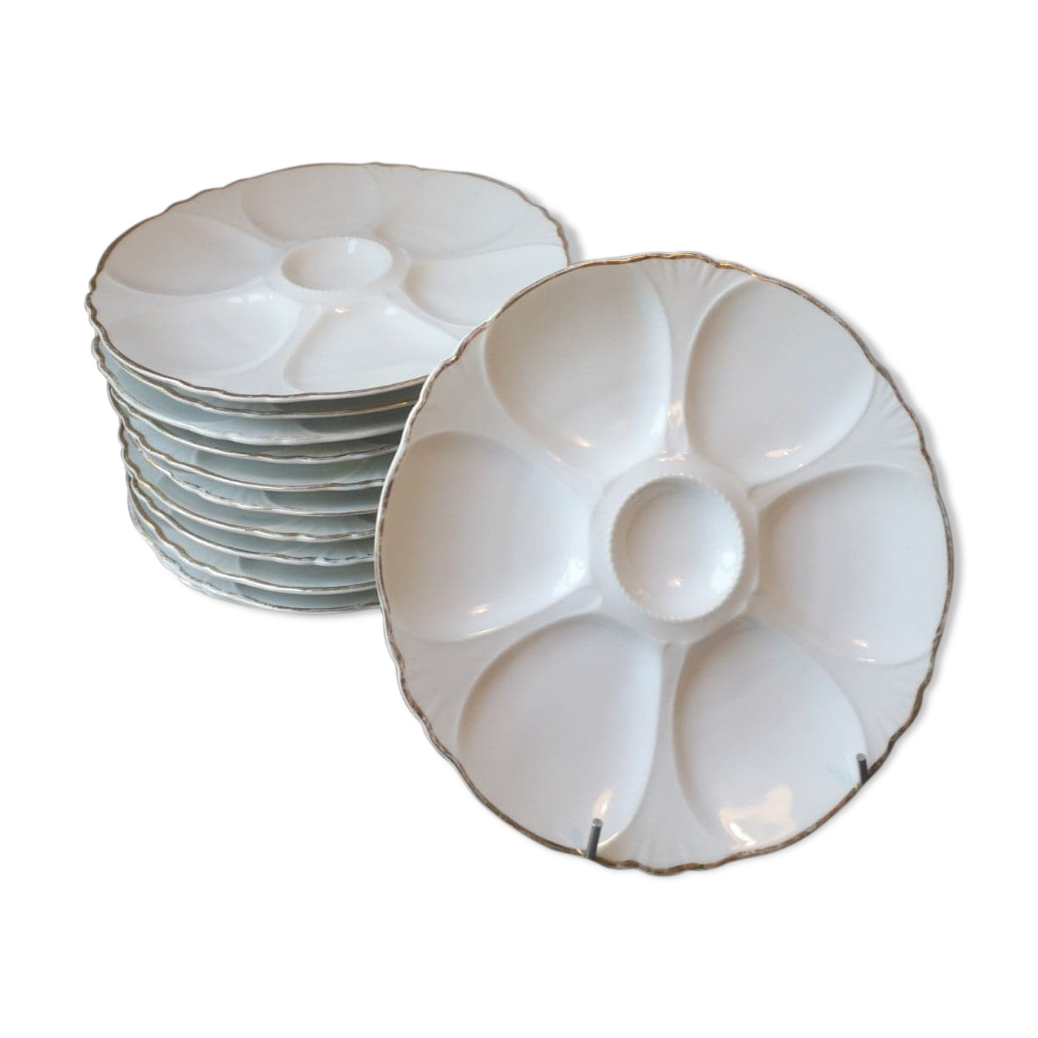 12 huitres porcelain plates from Limoges circa 1970