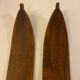 Paire de skis en bois vintage