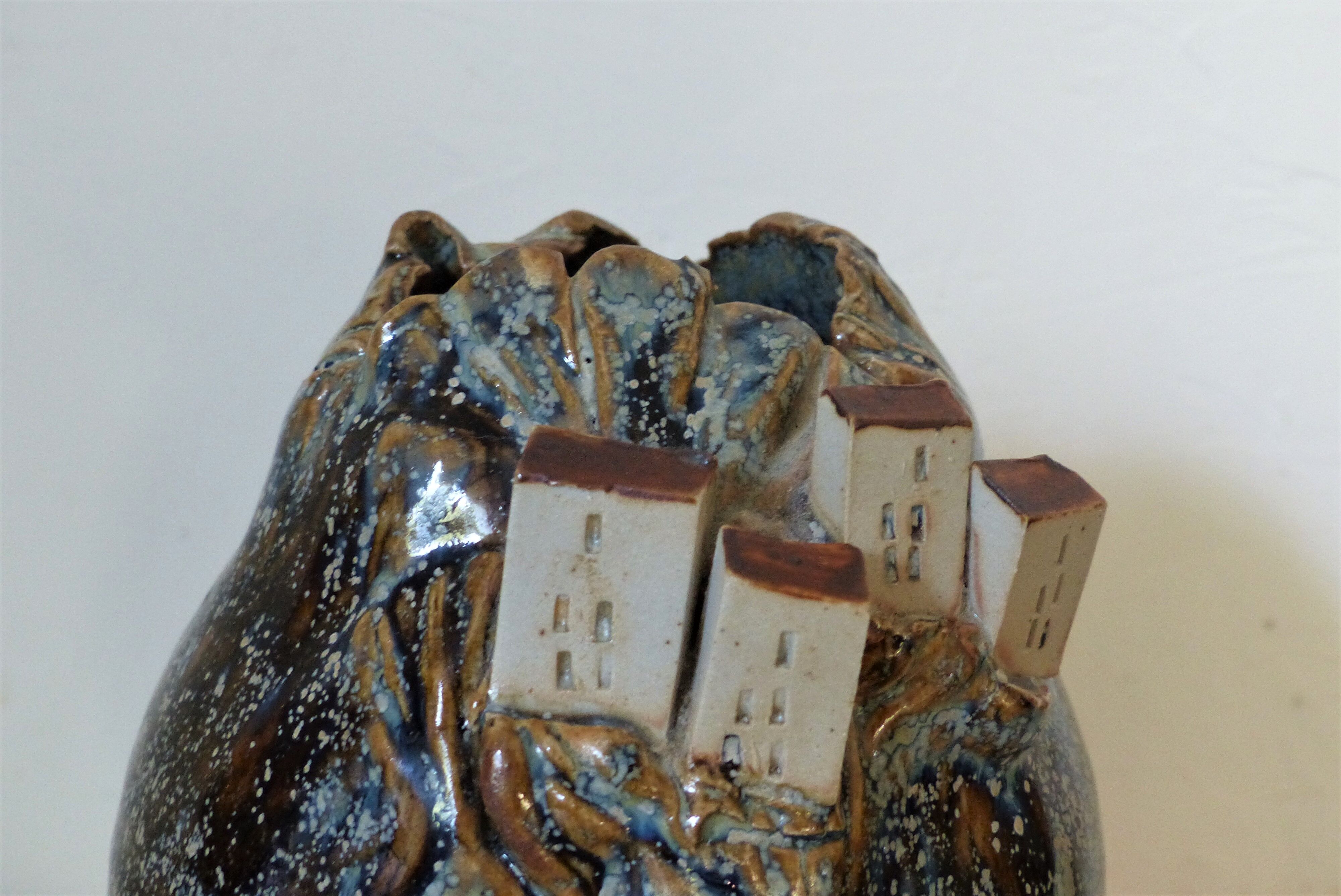 Ceramic vase