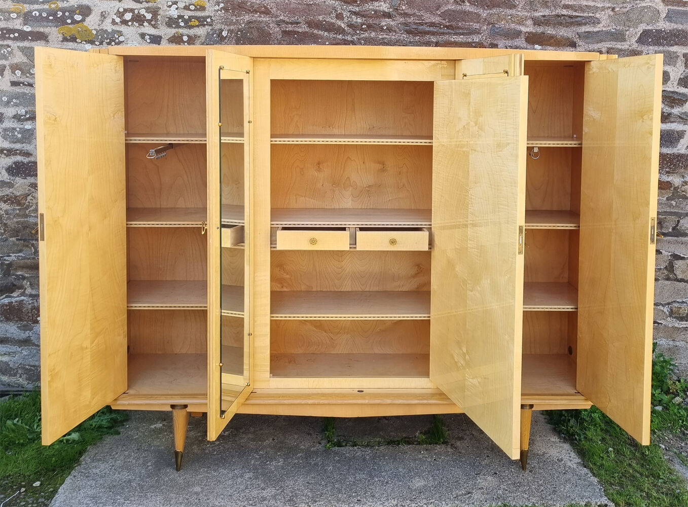 Wardrobe wardrobe and vintage shelves 50s, mirrors