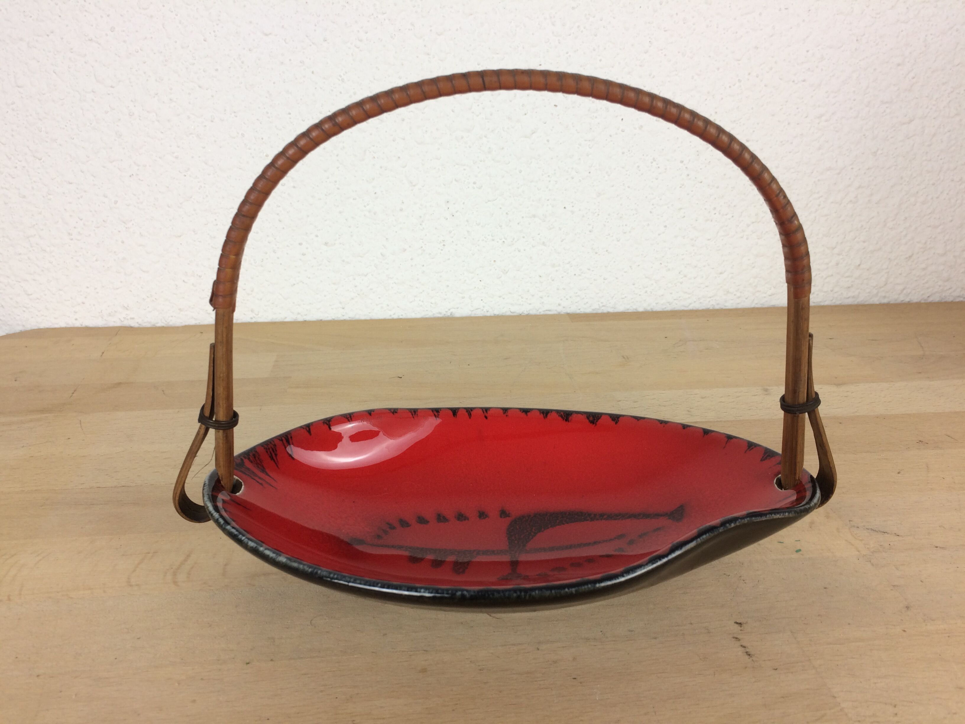 Empty pocket Elchinger ceramic black and red