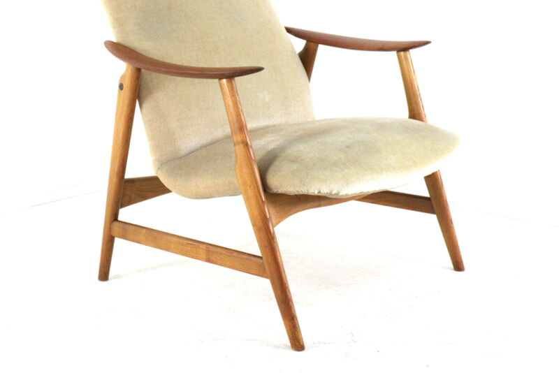 Dokka Møbler Model 500 – Frode Braathen & Hans Brattrud - highback