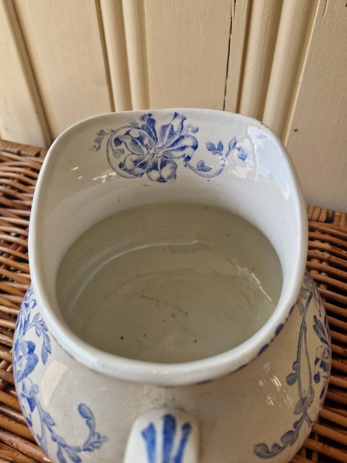 Art deco, broc pitcher iron earth bouquets creil montereau