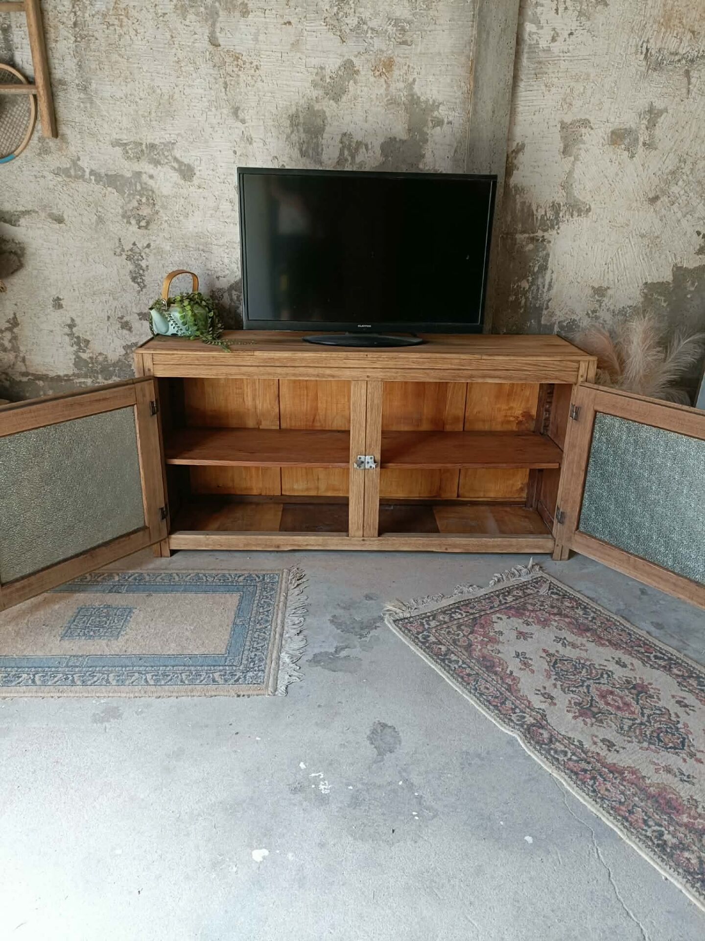 Display cabinet