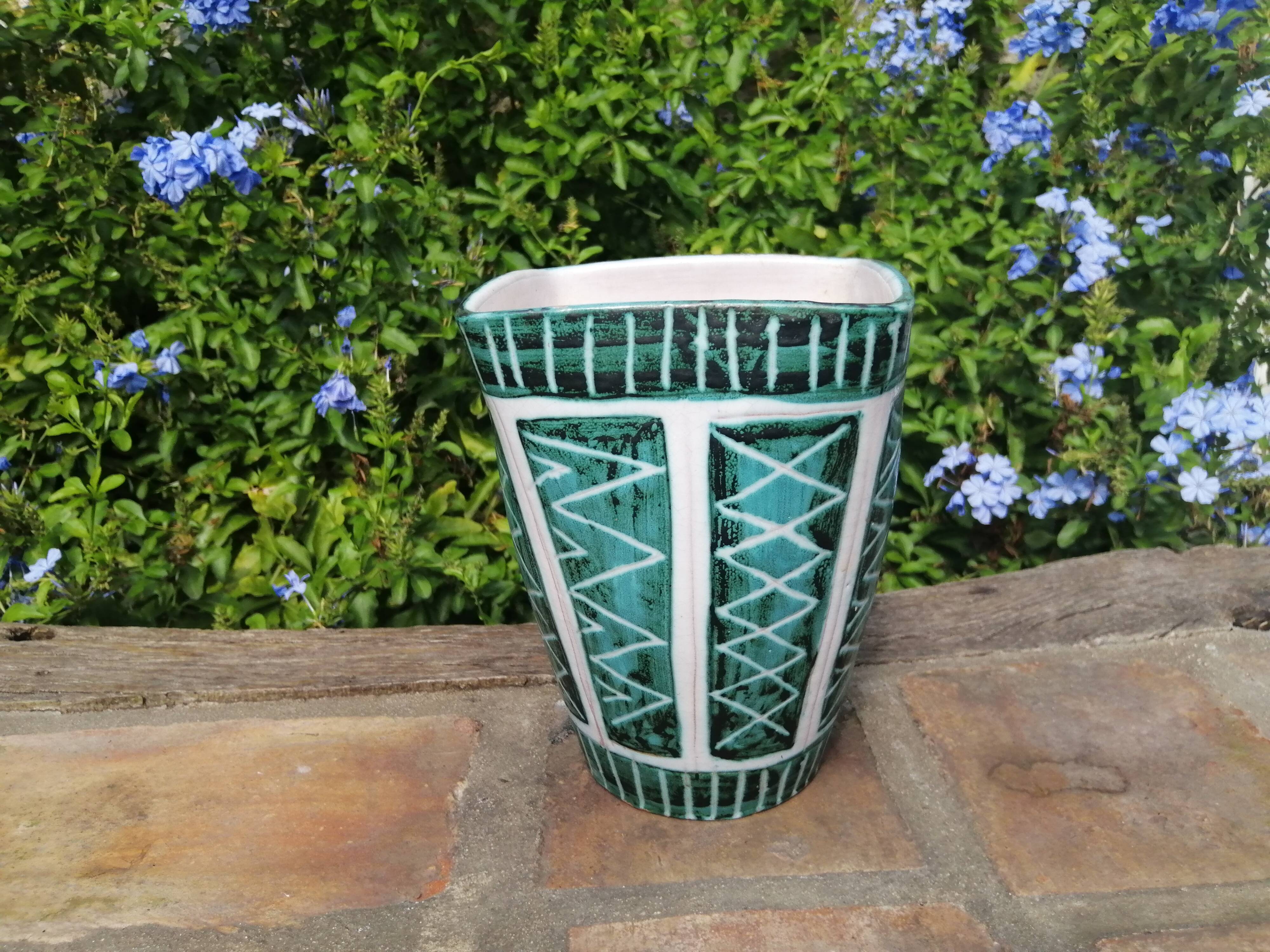 Vase signed by Michel Alexandrov