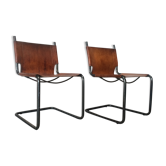 Paire de chaises tubulaire en cuir fauve