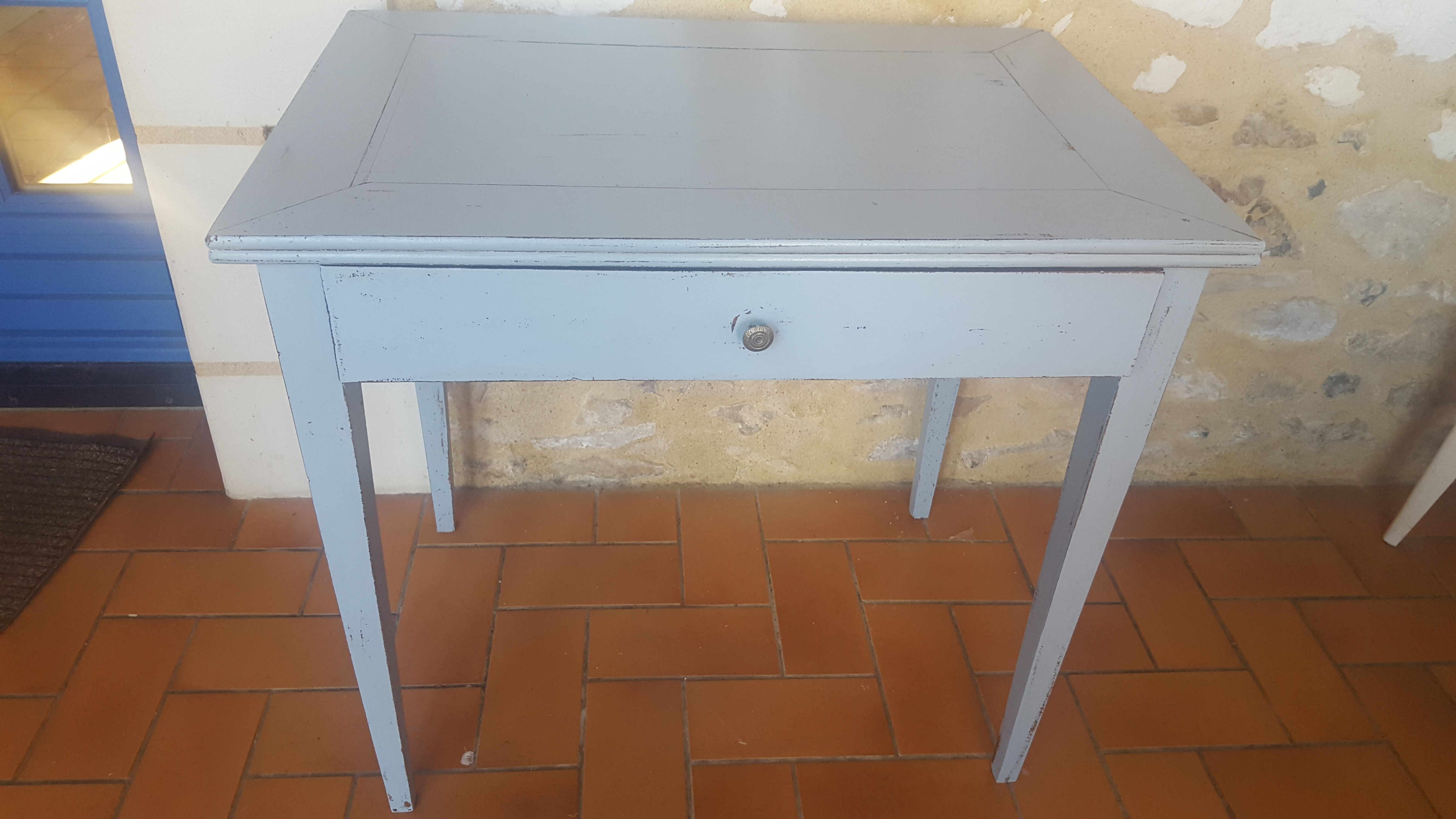 Small sky blue patina farm table
