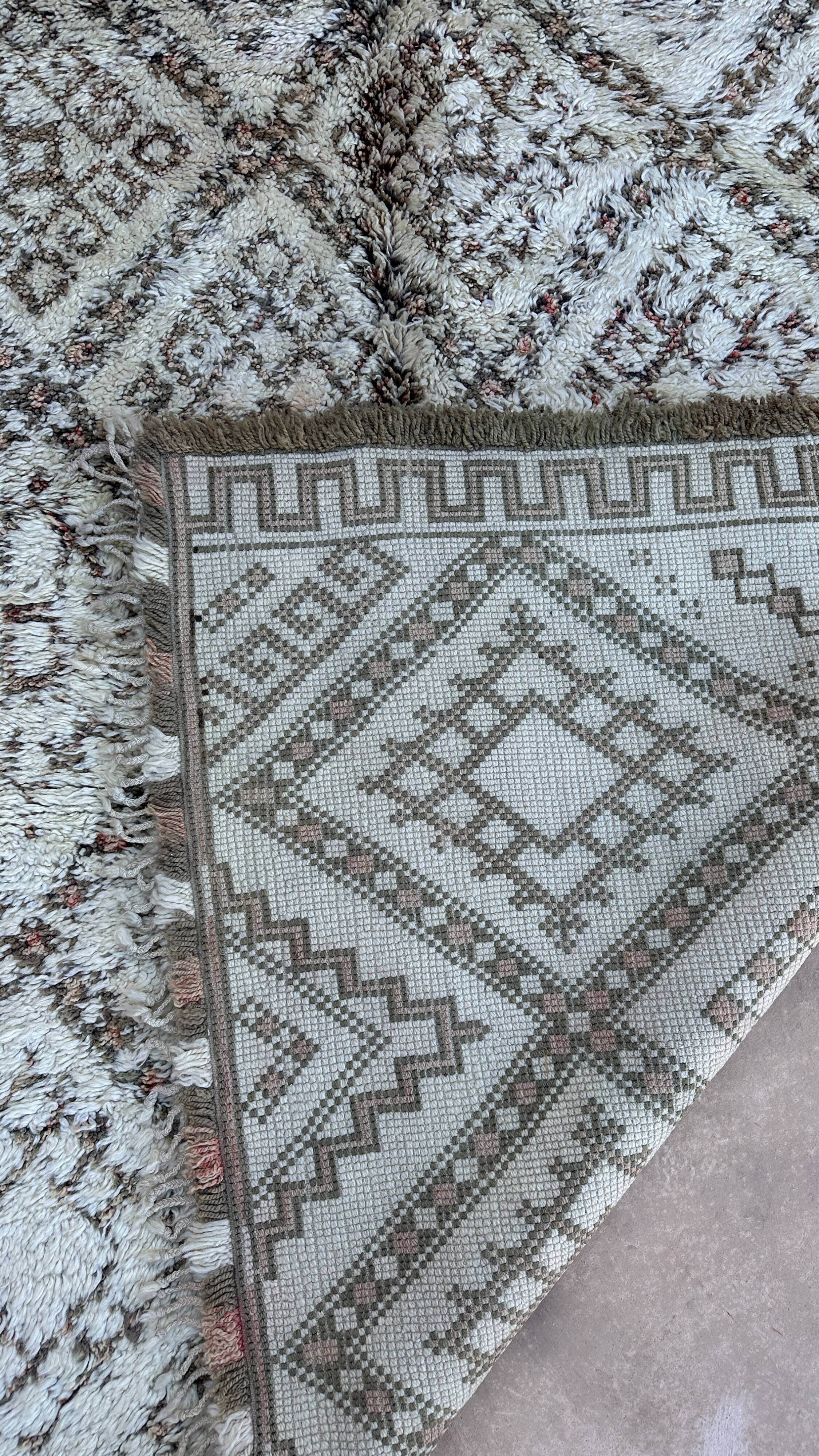 White Marmoucha Moroccan rug - 188 x 336 cm
