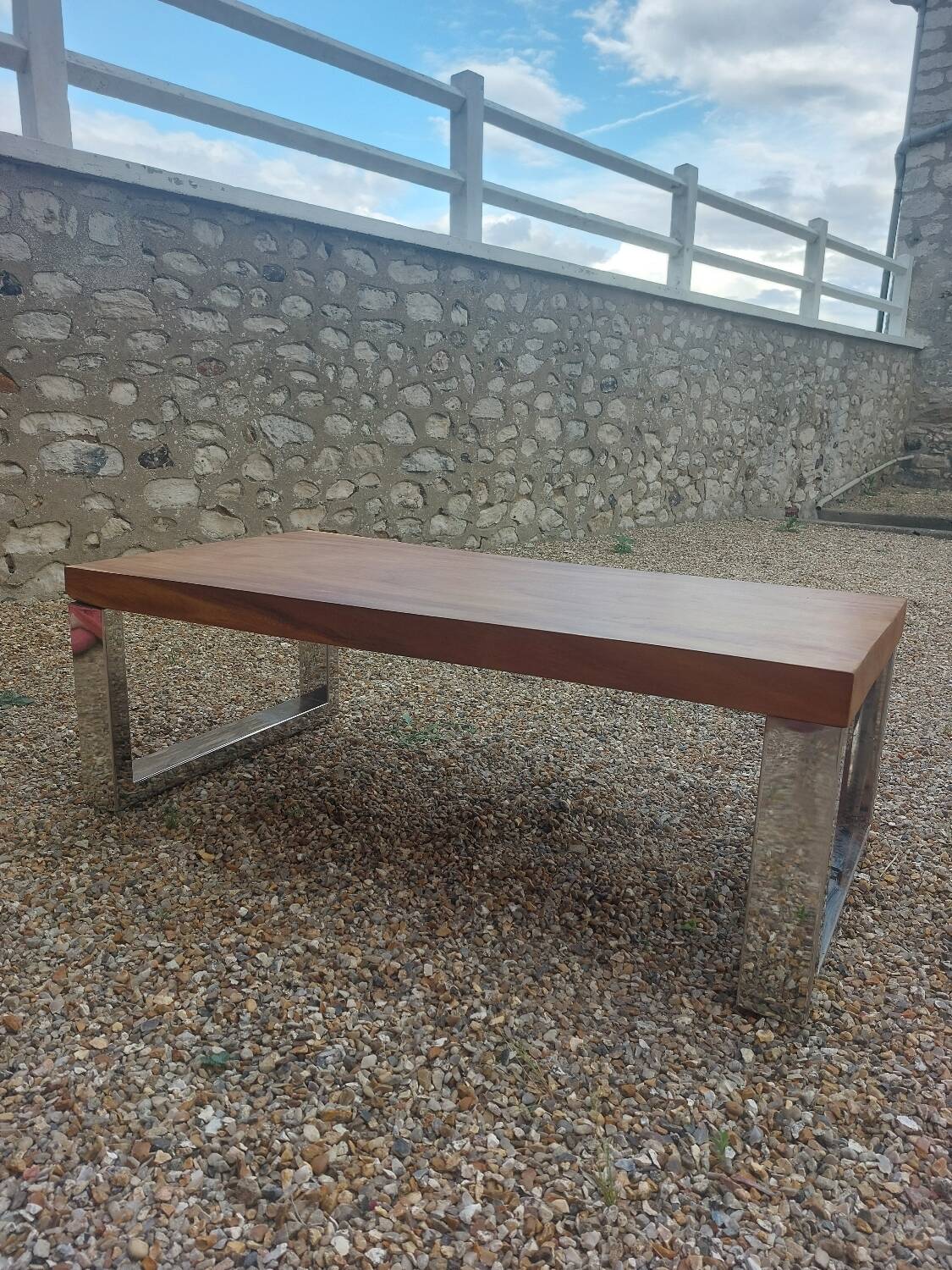 Elm tray table with chrome base