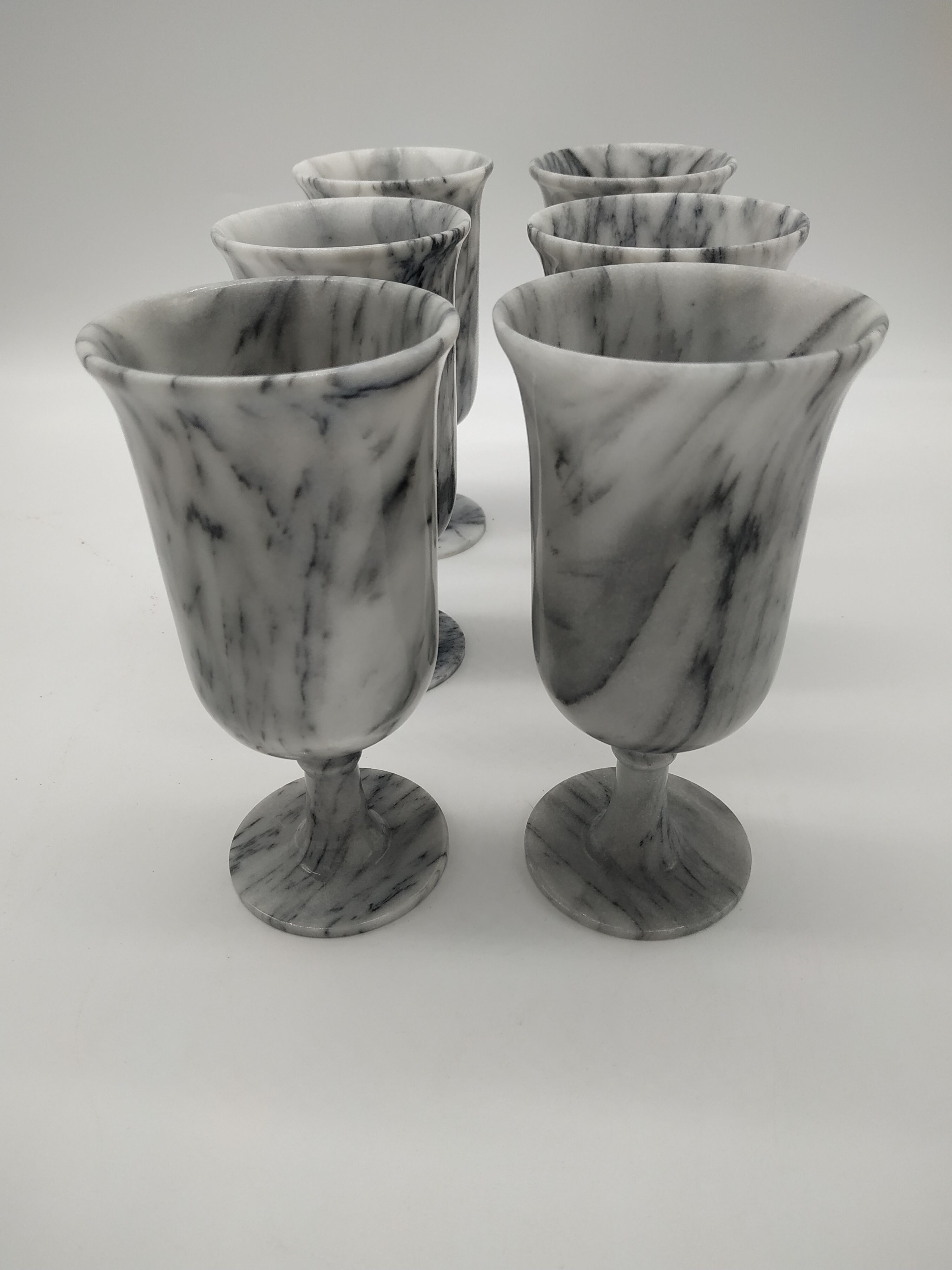 Service of 6 glasses on foot in baroque deco marble