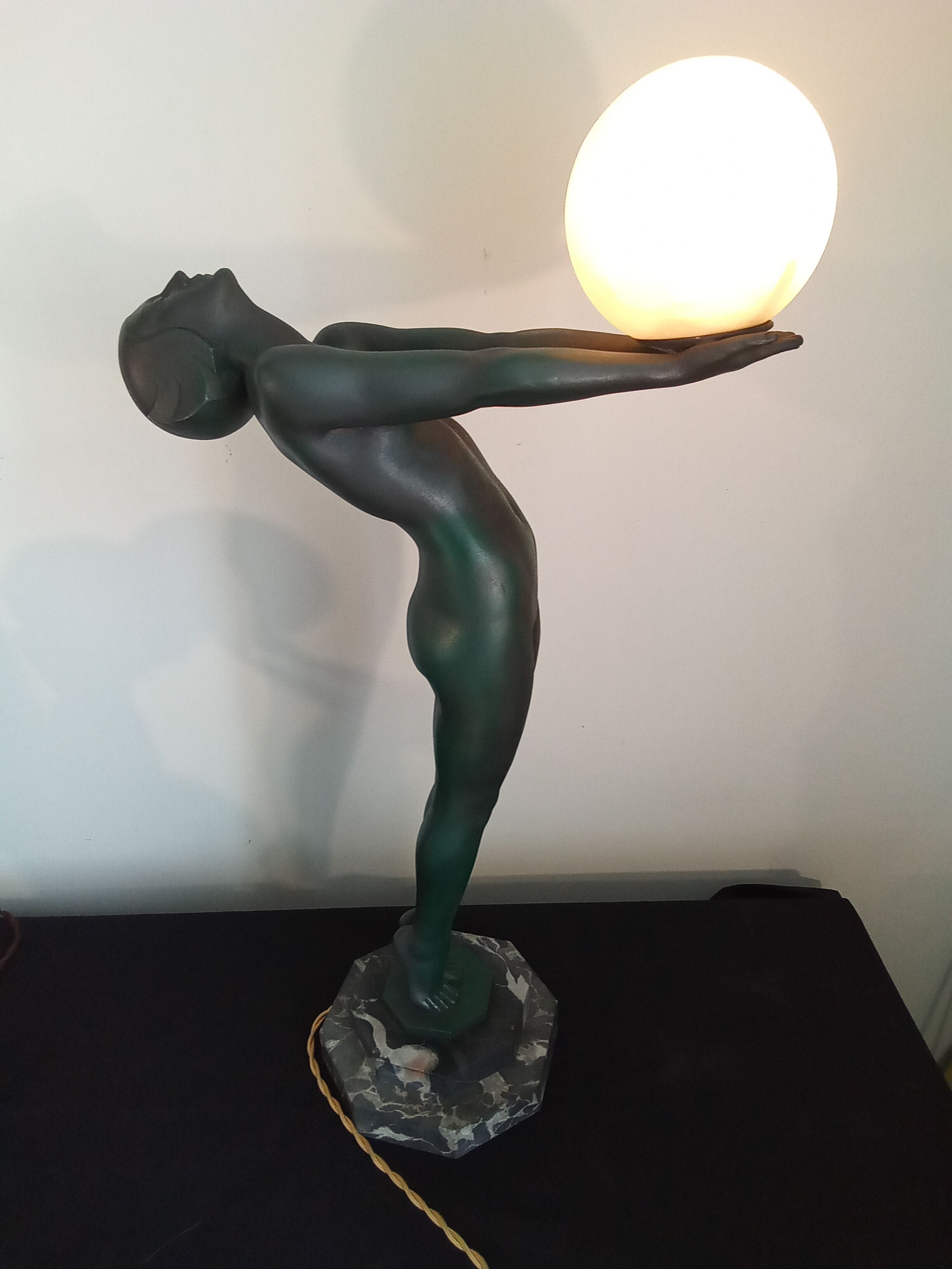 Max Le Verrier Large Art Deco lamp model "Lumina" 64 CM