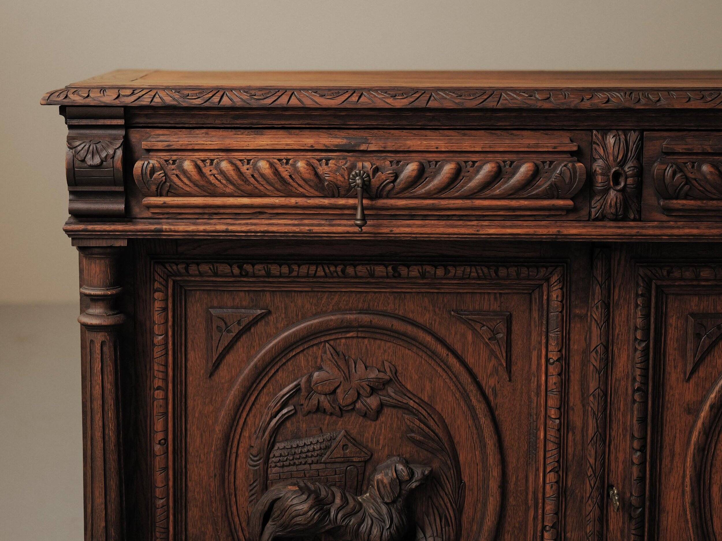 Buffet sculpté de style néo-Renaissance, XIXᵉ siècle