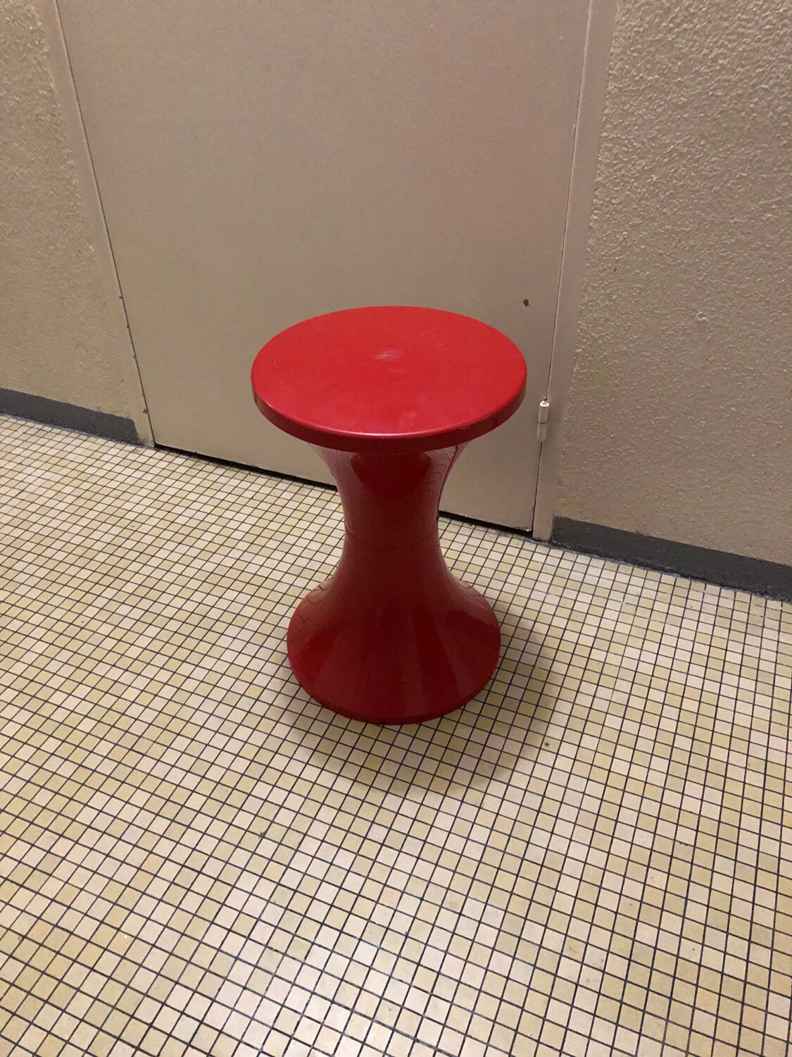 Red Tam Tam stool – official reissue – iconic design