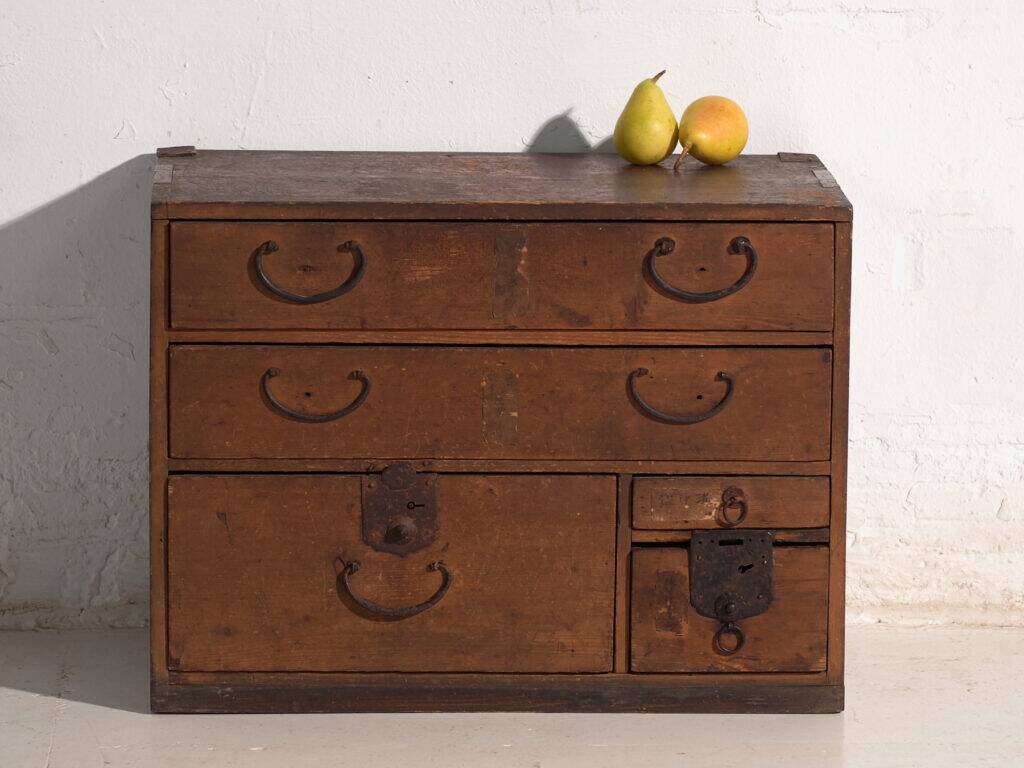 Antique Japanese tansu chest – Japan, circa 1910