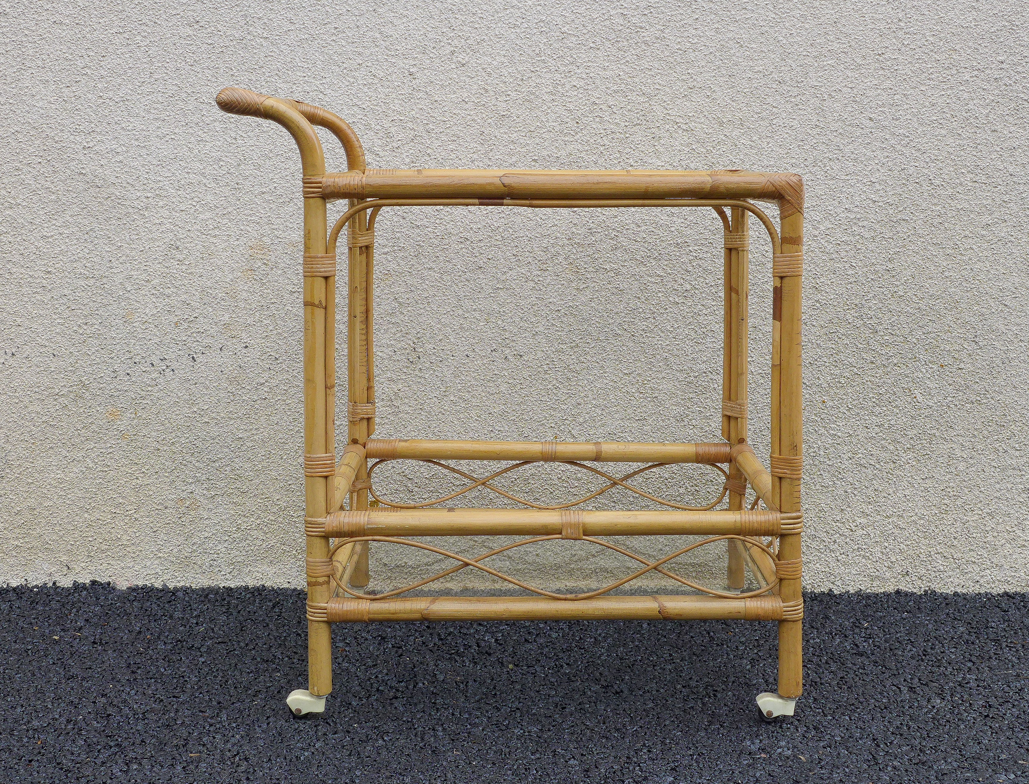 Bamboo service, wheeled cart, rolling bar, bar, vintage dessert