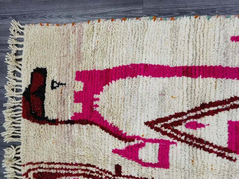 Handmade Moroccan rug 250cm x 150cm