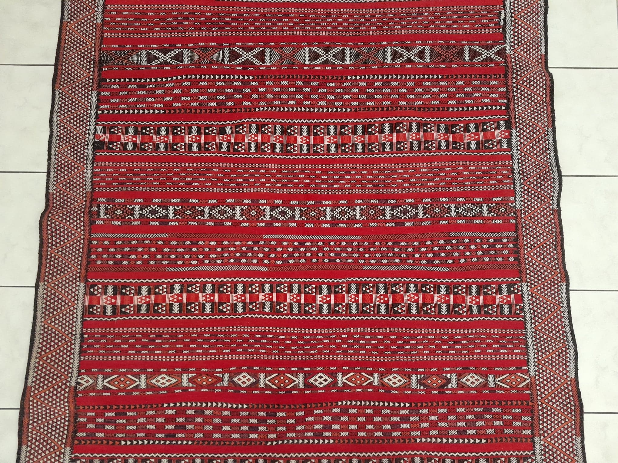 Handmade Berber Zemmour Kilim 244x155cm
