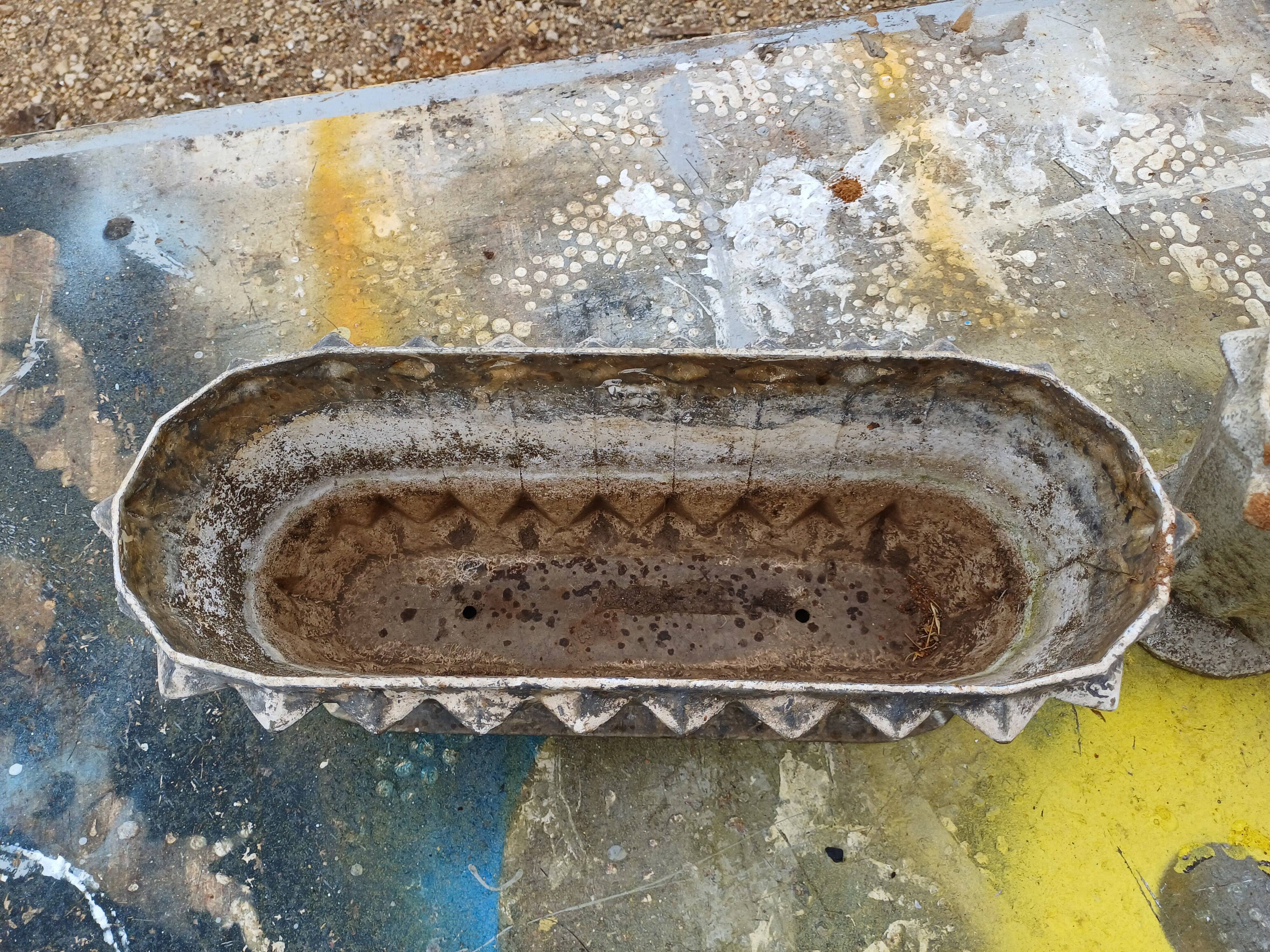 Pair of enamelled cast iron planters from 1900 from Charleville-Mézières