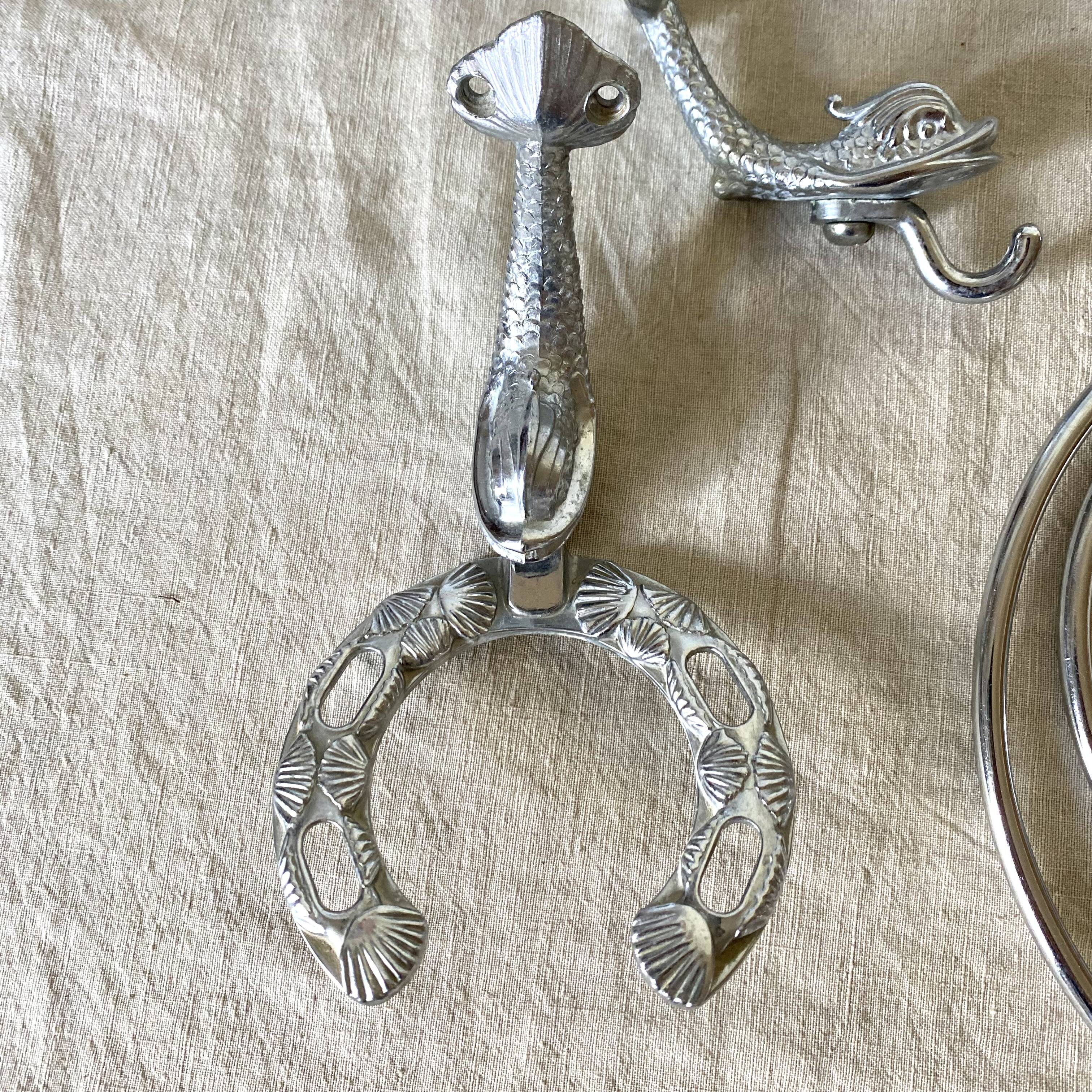 Fish themed wall lamps and bathroom set