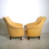 Pair of yellow vintage armchairs