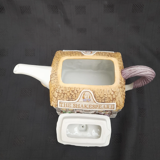 Vintage Christopher Wren Teapot, The Shakespear Pub
