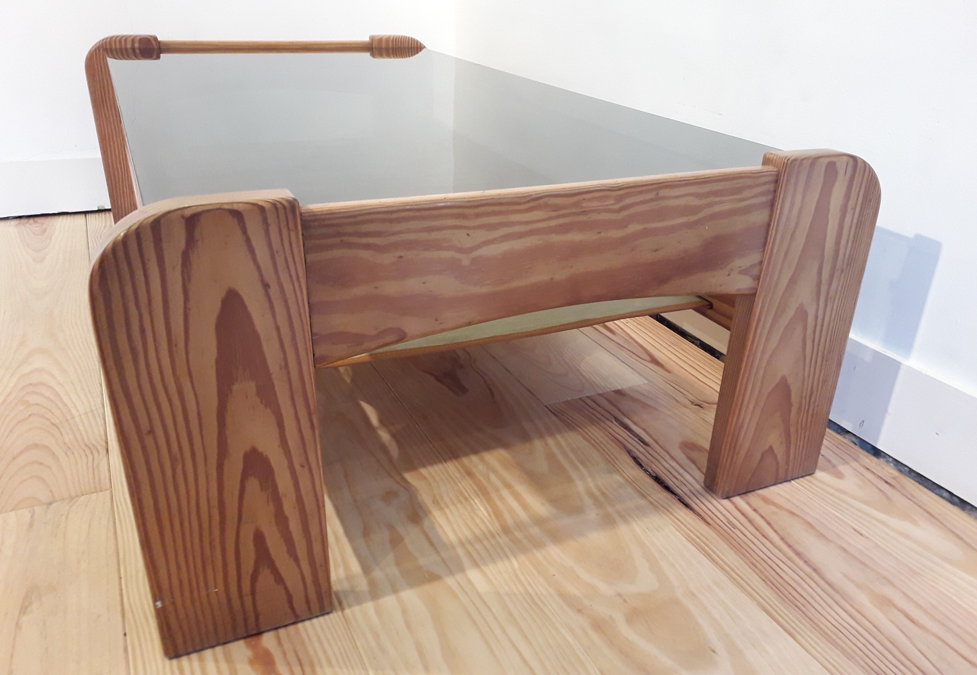 Table low pine and smoked glass