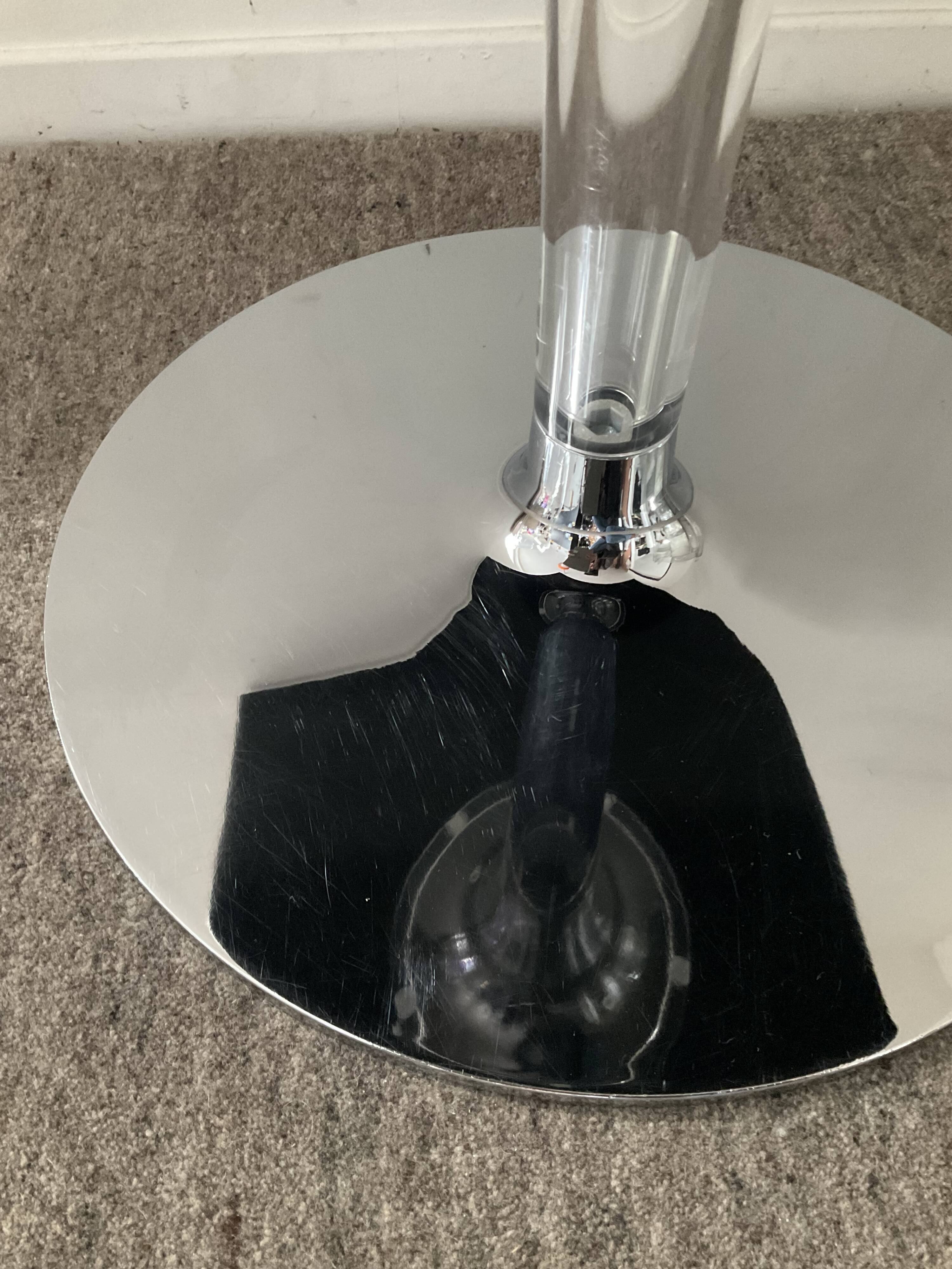 Ensemble Philippe Starck Kartell table à manger Top Top et 2 fauteuils Louis Ghost