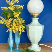 Vintage table lamp in blue ceramic and white opaline.