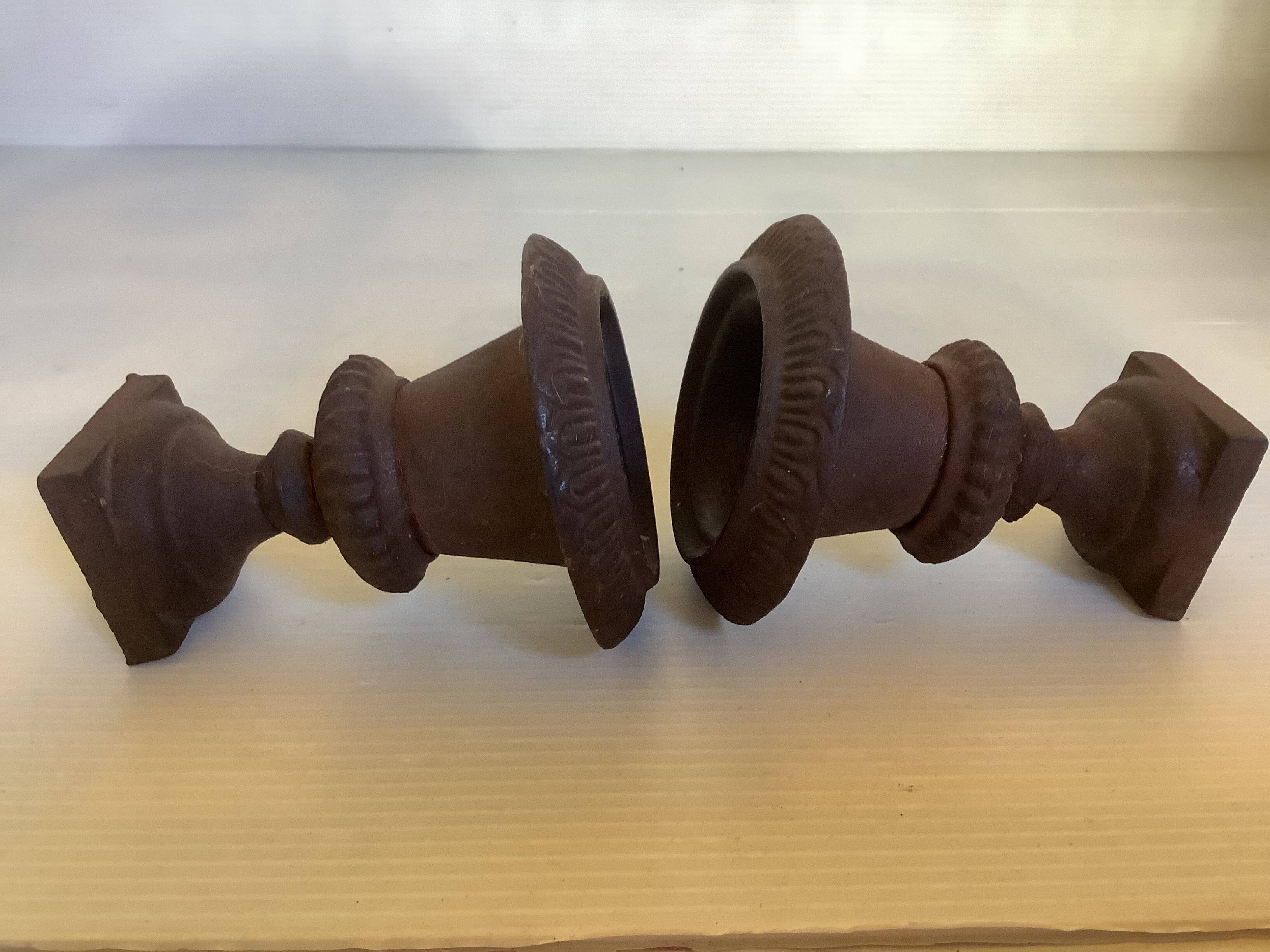 Pair of Médicis vase candlesticks in cast iron