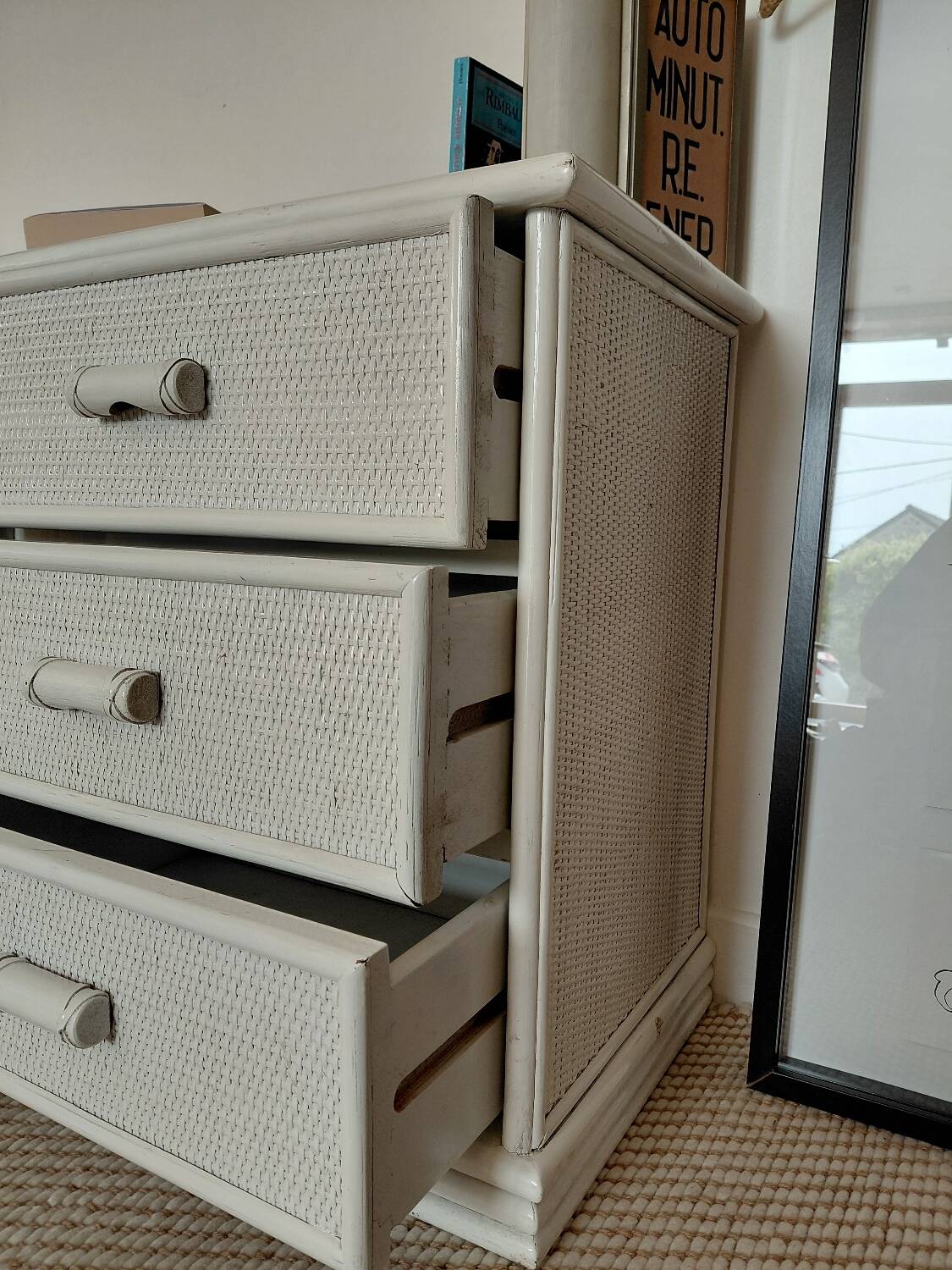 Vintage cane chest of drawers with 3 drawers - white patinated wood - seaside spirit