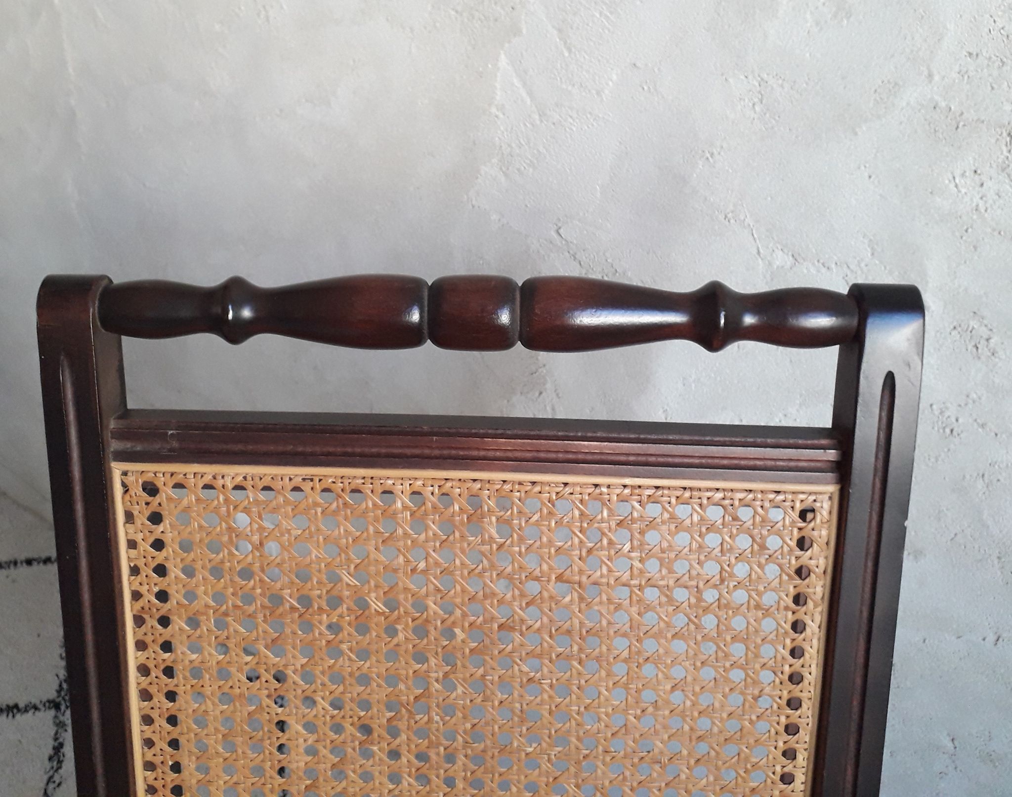 Chaise pliante en bois et cannage style anglais