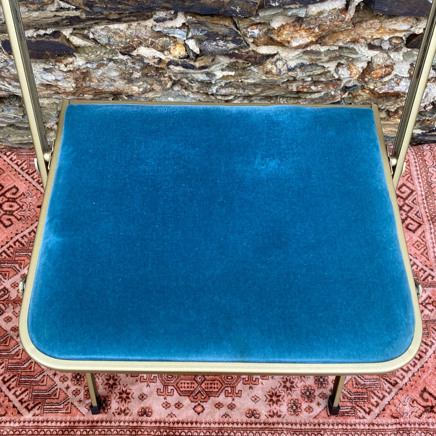 Folding chair in gold-tone metal and velvet, 1960s-70s