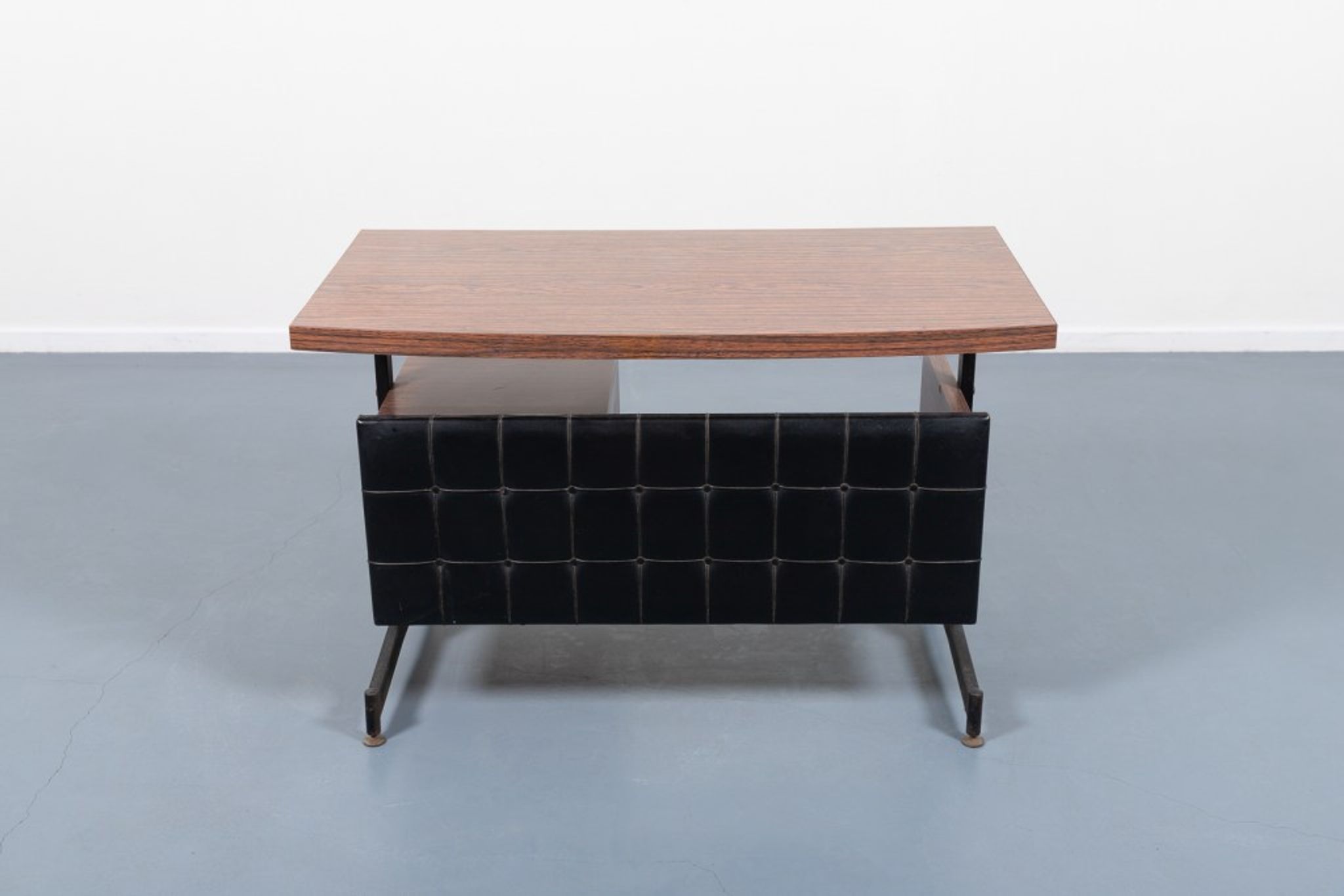 Italian desk with mid-century chair from the 1960s
