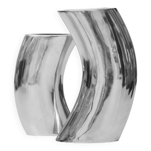 Duo de vases forme cintrée, - fonte
