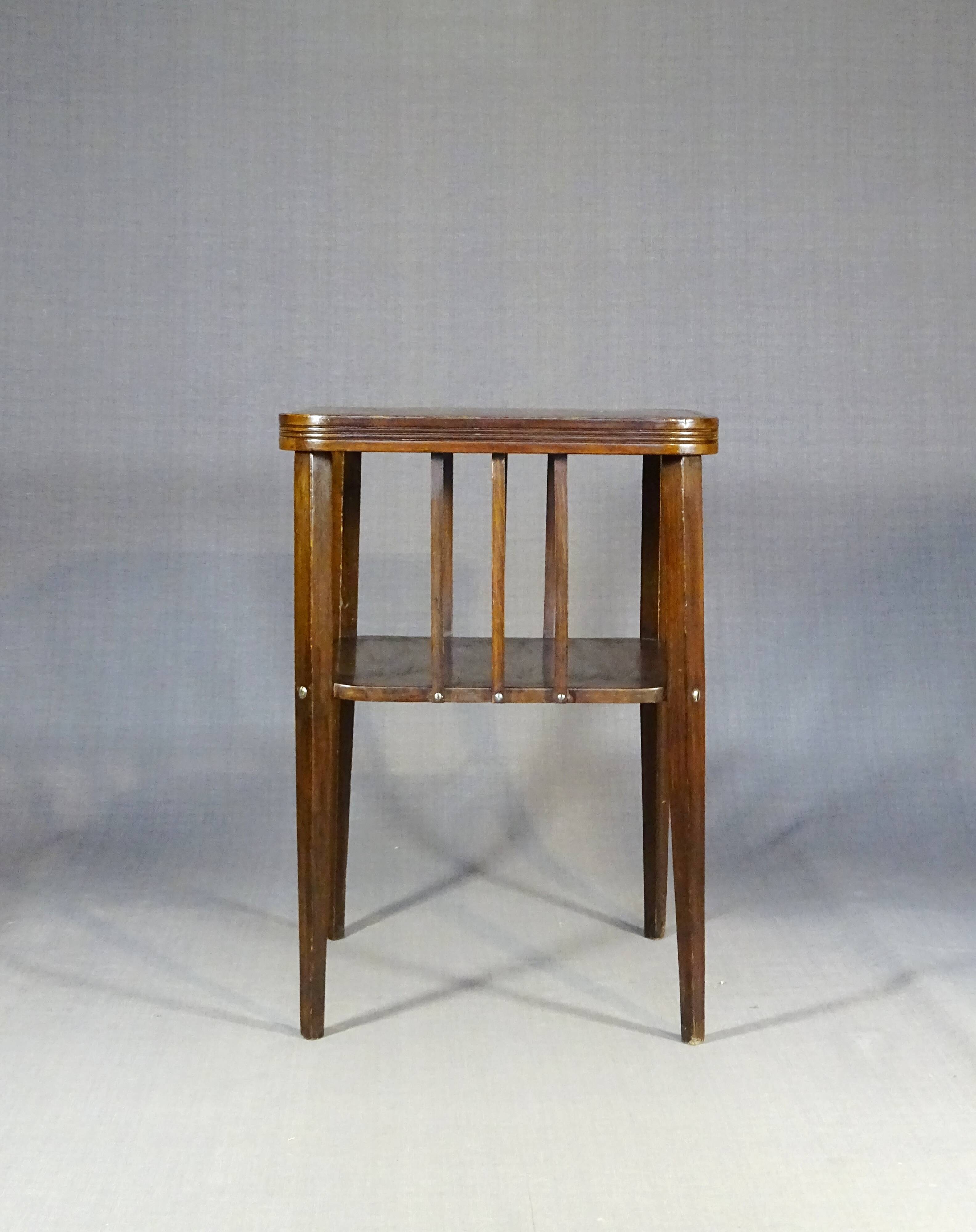 Thonet coffee table No. 9205 circa 1910 Vienna Secession