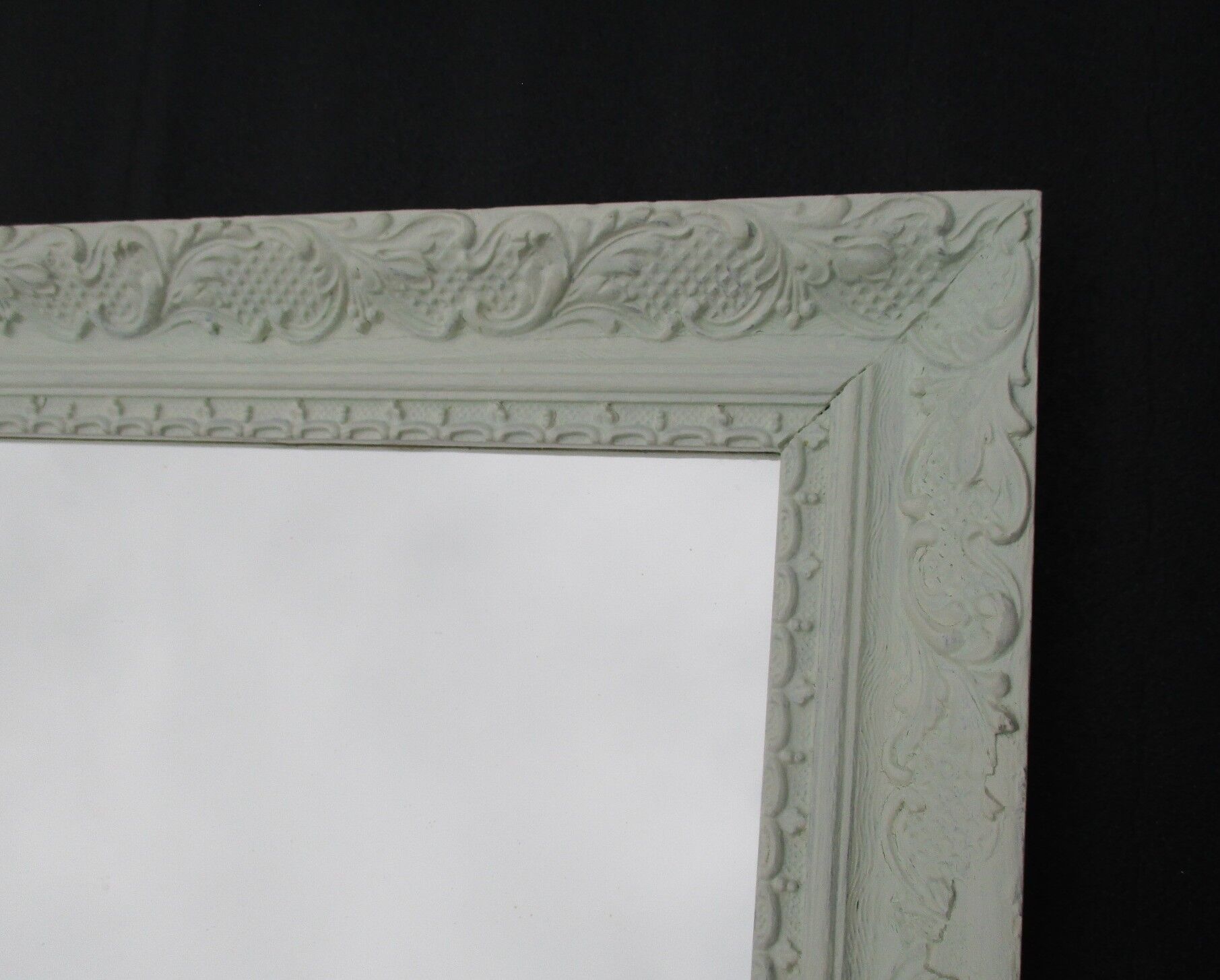 Mirror wood, white celadon