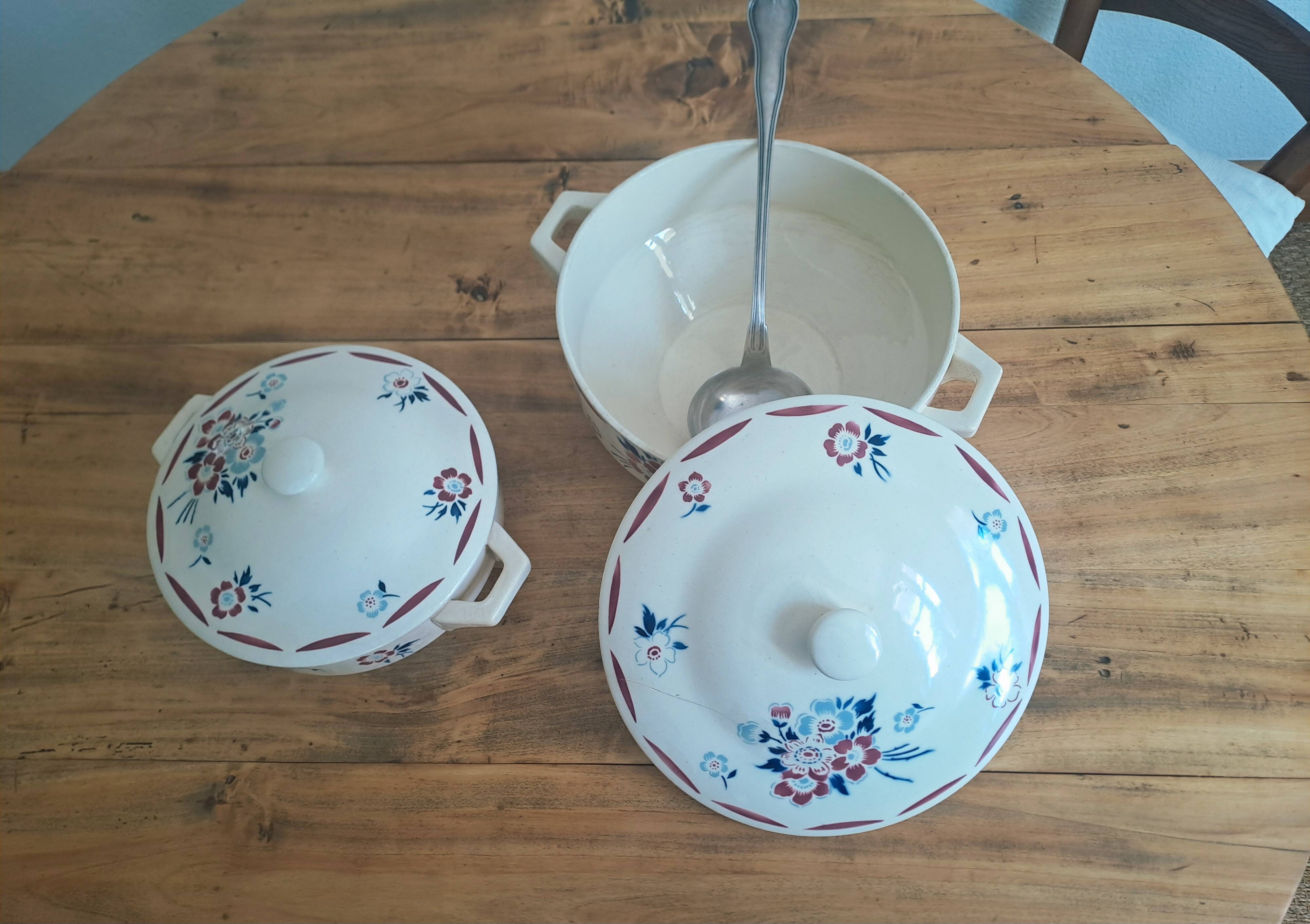 Set of 2 soup tureens K and G Luneville model "Évreux"