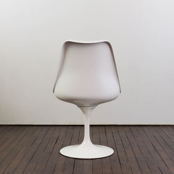 6 chaises Tulip avec base pivotante par Eero Saarinen, édition Knoll