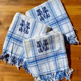Set of 3 old napkins