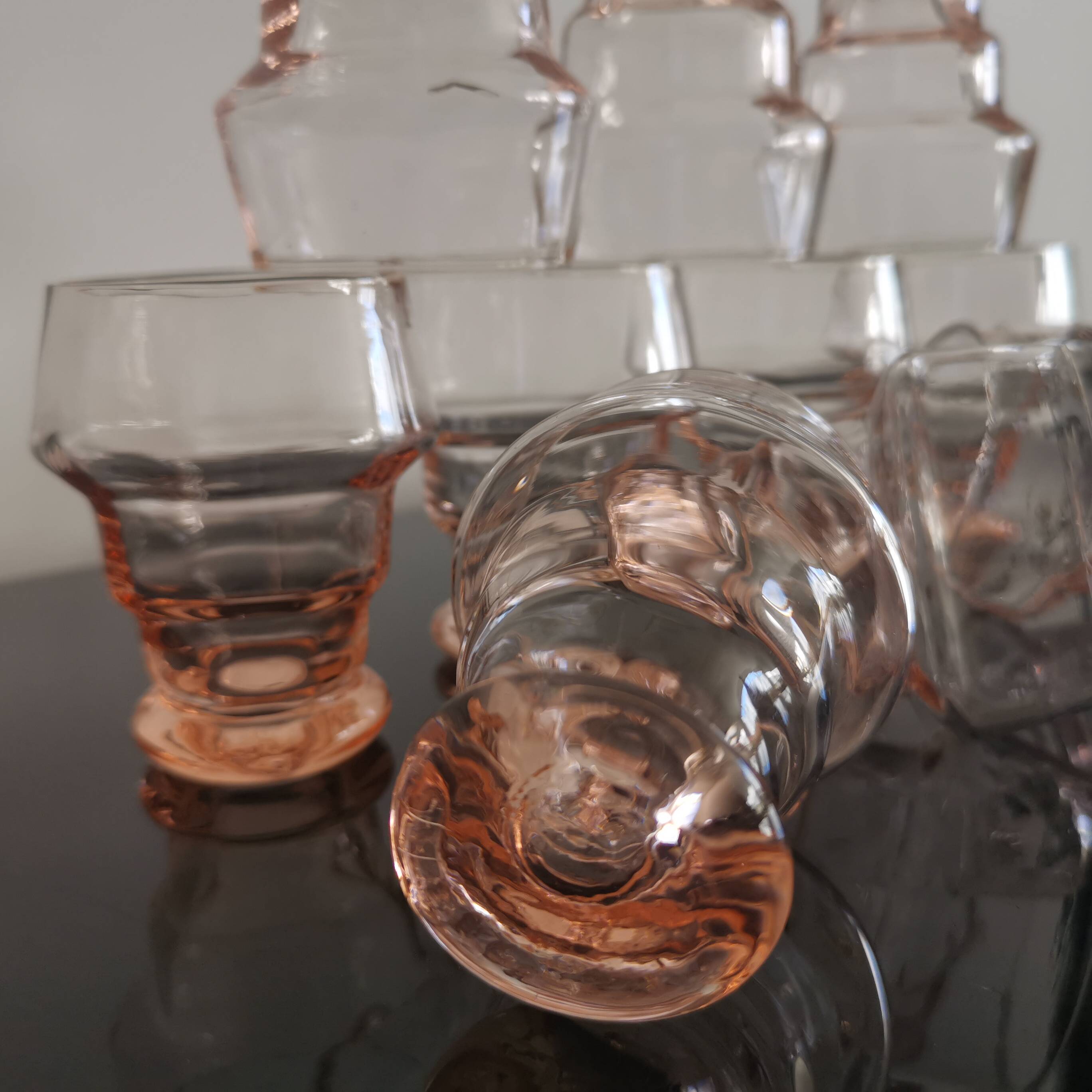 Set of 10 vintage pink glasses