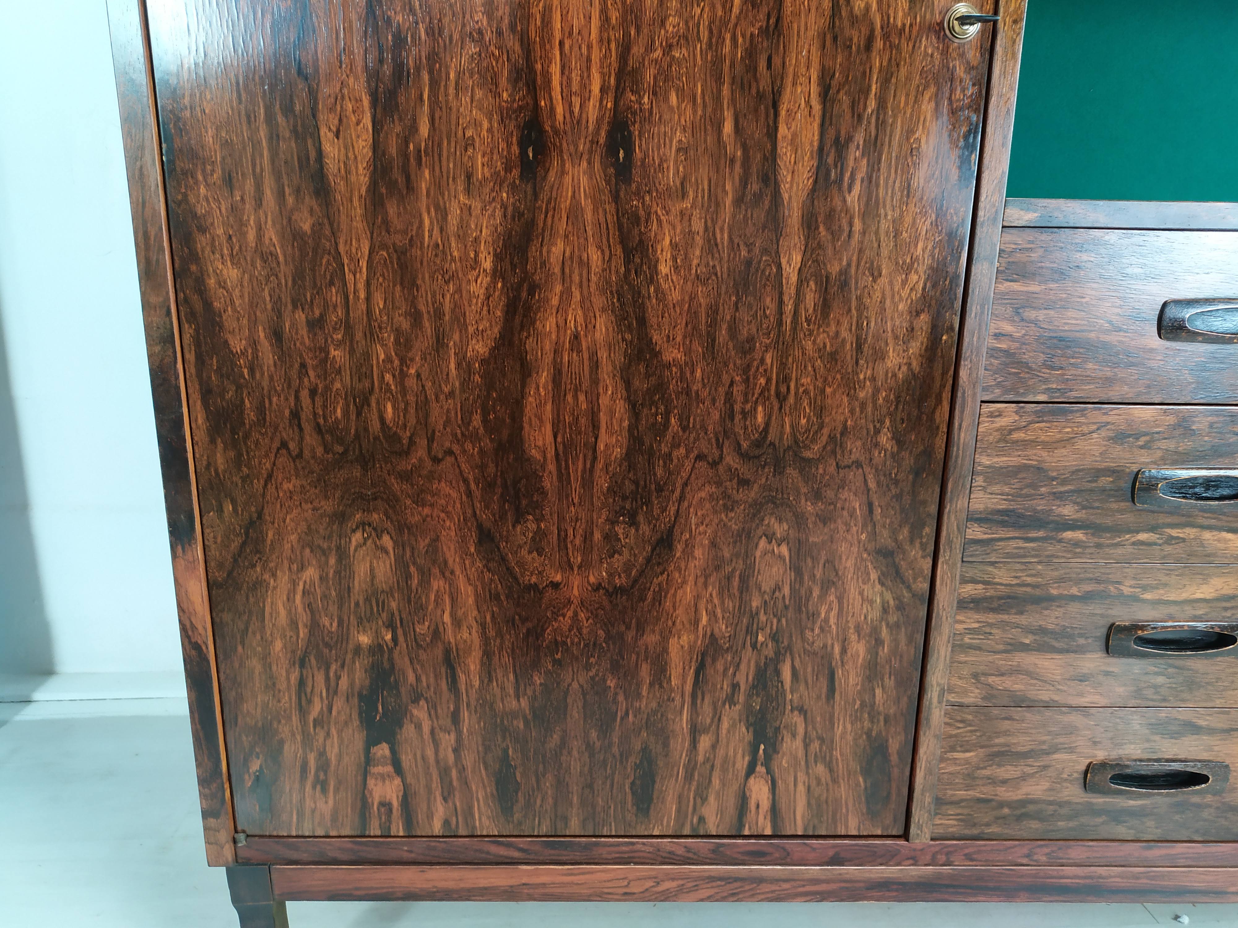 Scandinavian library buffet