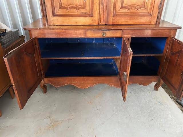 Large 18th century buffet in 2 parts