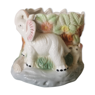 Decorative pot cover Elephants