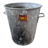 Antique zinc detergent The Leopold Crown