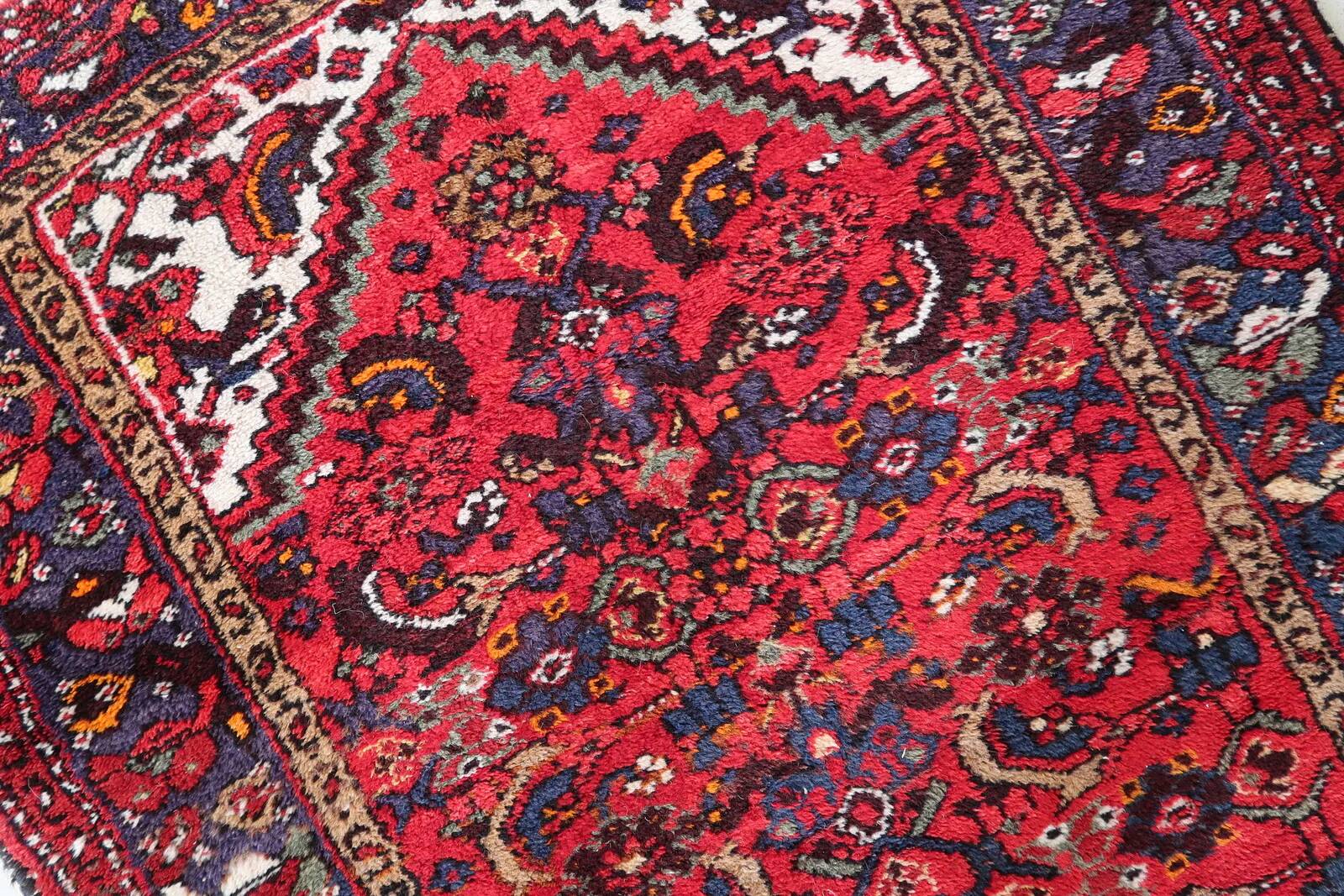 Handmade vintage Persian Hamadan rug 103cm x 142cm 1970s - 1C1170