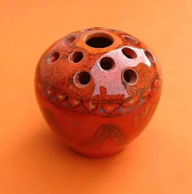 Centerpiece vase flower pick glazed ceramic