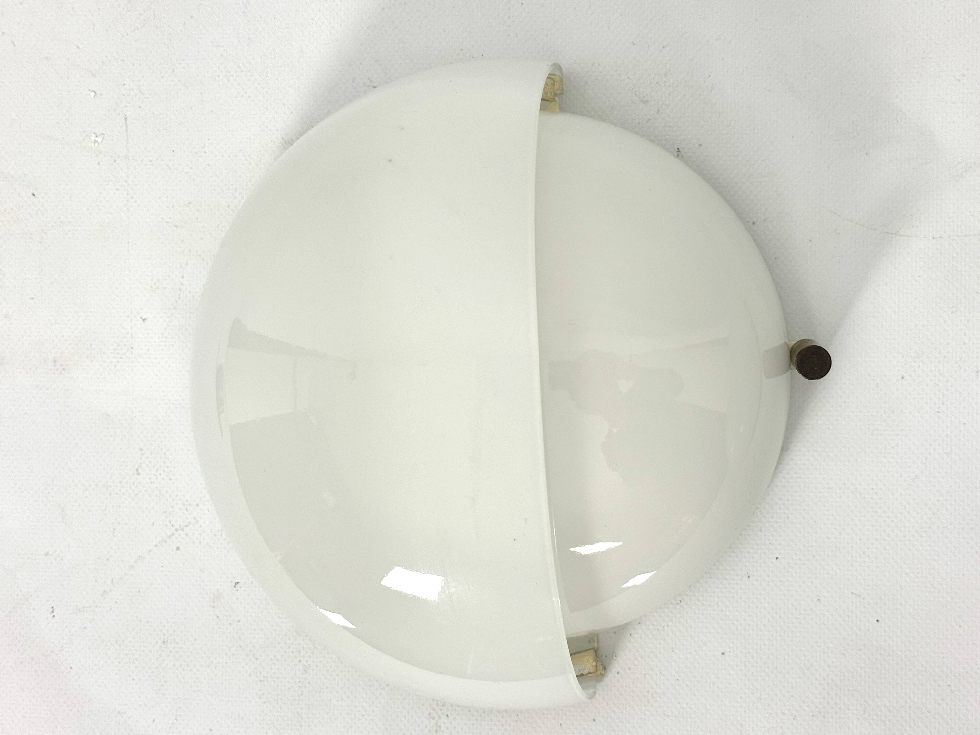 Rare Set of two Glass and brass Mania sconces by Vico Magistretti for Artemide. Italy 1960s