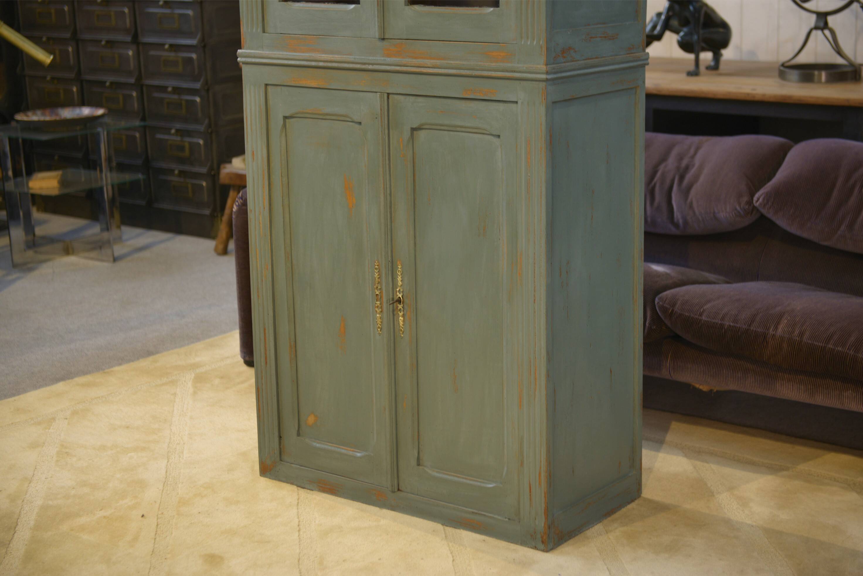 Buffet deux corps en orme patiné 1940’s