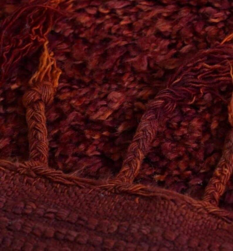 Handmade wool rug, size 100 x 200 cm