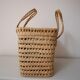 Panier en feuilles de palmier tressées